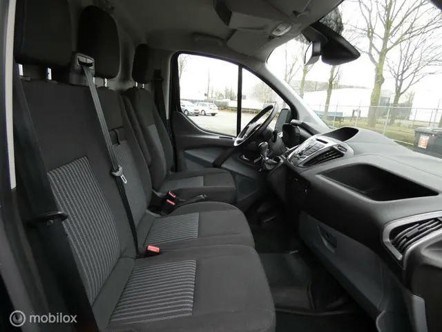 Ford Transit Custom 290 2.0 TDCI L1H1 Trend 2017 Diesel 9