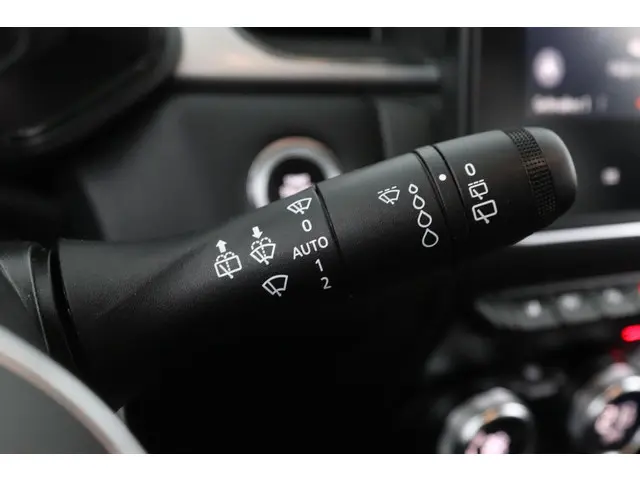 Renault Captur 1.3 mild hybrid 160 techno 2023 Benzine 32