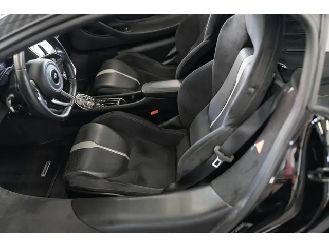 McLaren 570GT 3.8 2019 Benzine 27