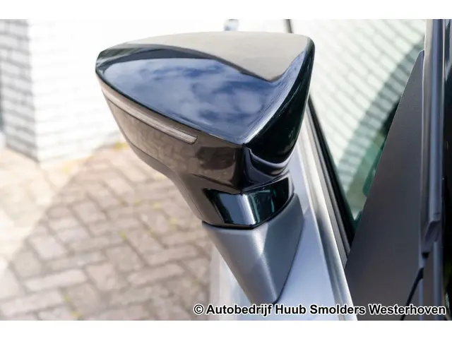 SEAT Arona 1.0 TSI FR Business Intense 2022 Benzine 55