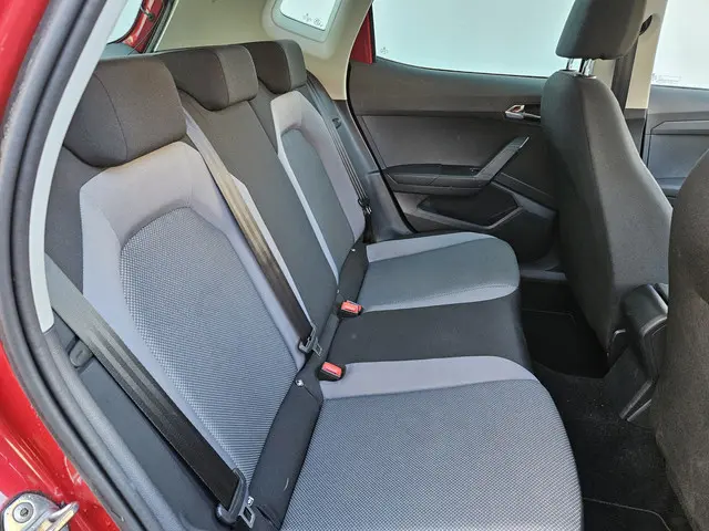 SEAT Arona 1.0 TSI Style Business Intense 2018 Benzine 16
