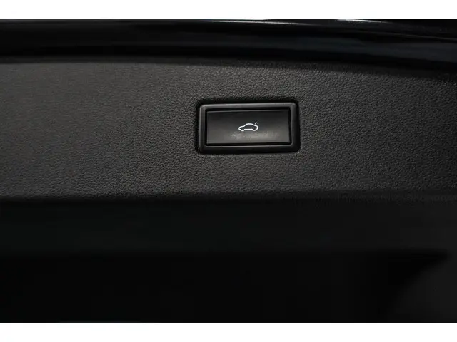 Volkswagen Tiguan 2.0 TSI 4Motion Highline 2017 Benzine 22