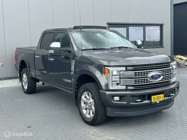 Ford F-350 2