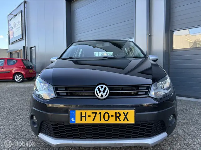 Volkswagen Polo 1.2 TSI Cross Uitvoering 2013 Benzine 36