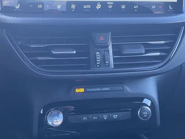 Ford Kuga 2.5 PHEV ST-Line X 2026 Hybride Benzine 39