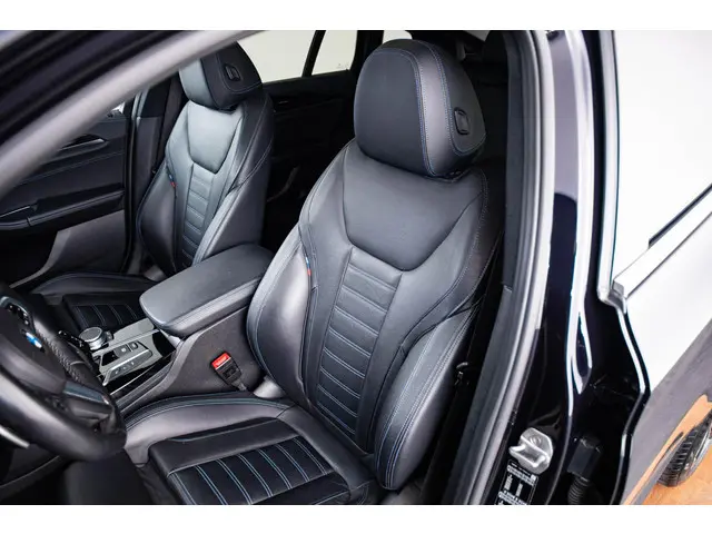 BMW X4 xDrive20i 2020 Benzine 17