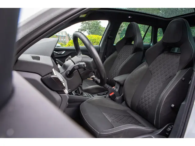 Škoda Kamiq 1.0 TSI Sport Business 2020 Benzine 12