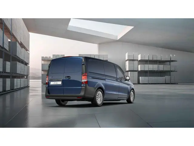 Mercedes-Benz eVito 2