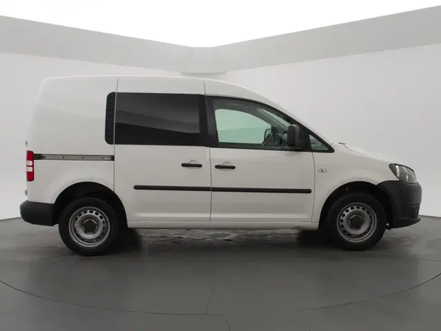 Volkswagen Caddy 1.6 TDI BMT DSG AUT. 2012 Diesel 5