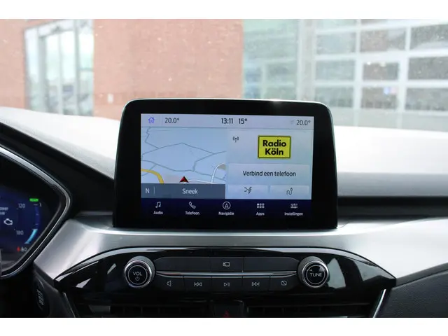 Ford Kuga 2.5 PHEV Titanium 2022 Hybride Benzine 9