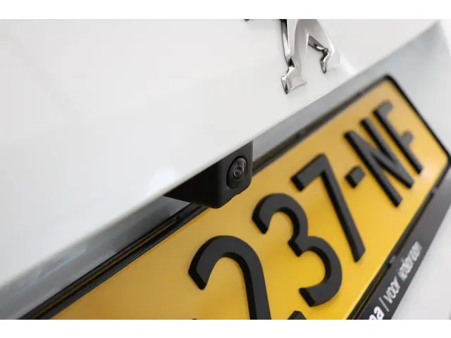 Peugeot e-2008 EV GT 50 kWh 2022 Elektrisch 14