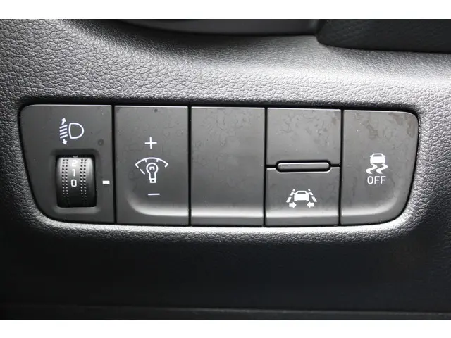 Hyundai Kona 1.0T Essence 2018 Benzine 25