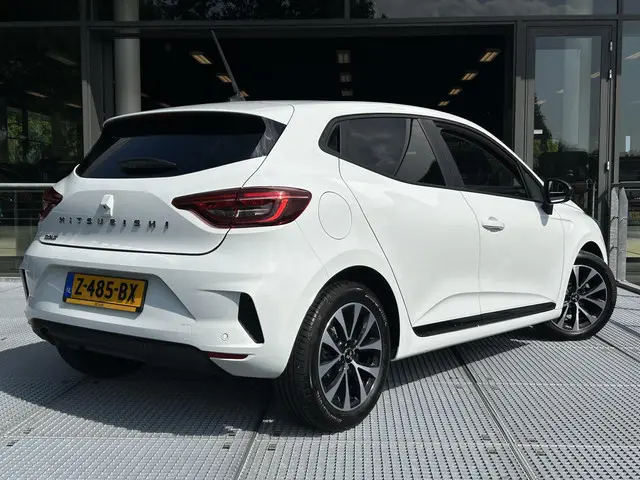Mitsubishi Colt 2