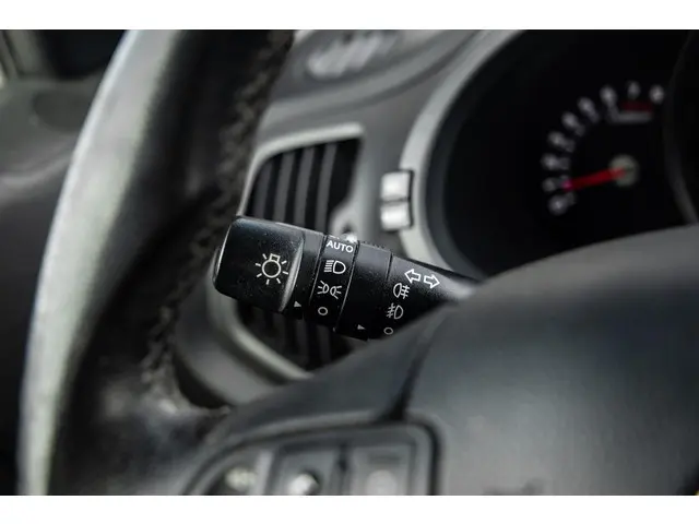 Kia Sportage 1.6 GDI 20th Anniversary 2013 Benzine 28