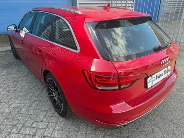 Audi A4 AVANT 2.0 TDI ultra Design Pro Line 2016 Diesel 6