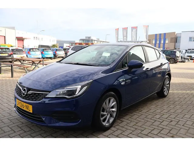 Opel Astra 1.2 Edition 2020 Benzine 8