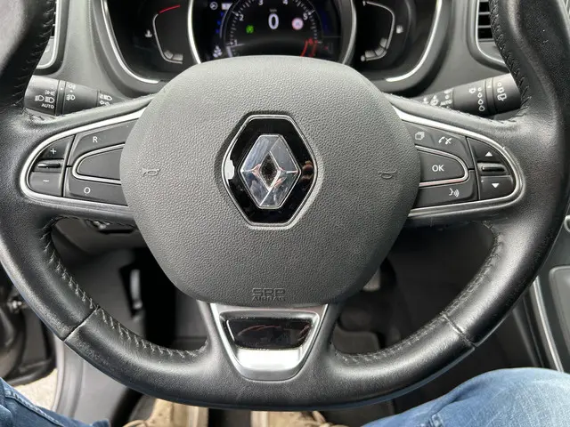 Renault Grand Scénic 1.3 TCe Intens 2019 Benzine 16