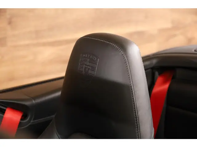 Porsche 911 Cabrio 3.8 Carrera 4S 2014 Benzine 9