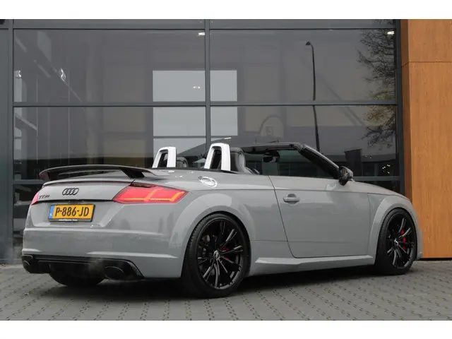 Audi TT Roadster TT RS quattro 2018 Benzine 9