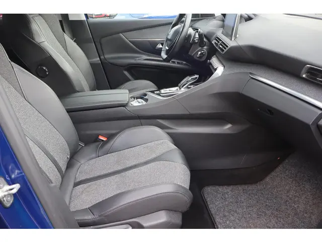 Peugeot 3008 1.2 PureTech Crossway 2020 Benzine 12