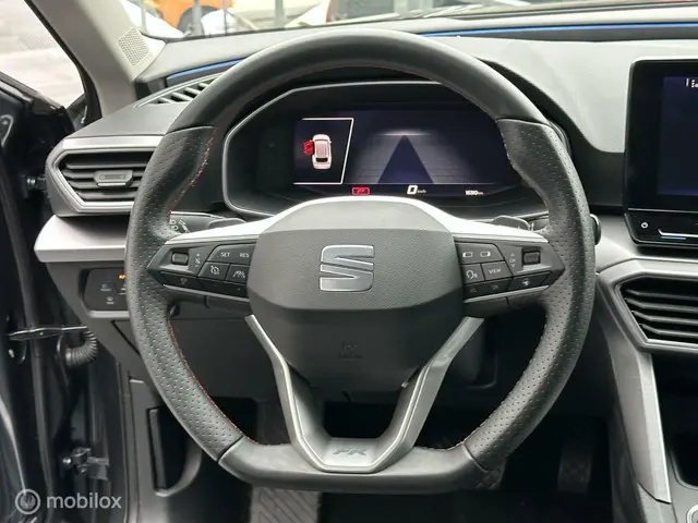 SEAT Leon Sportstourer 1.5 eTSI FR Business 2024 Benzine 11
