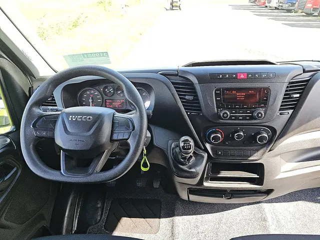 Iveco Daily 35C14 2020 Diesel 8