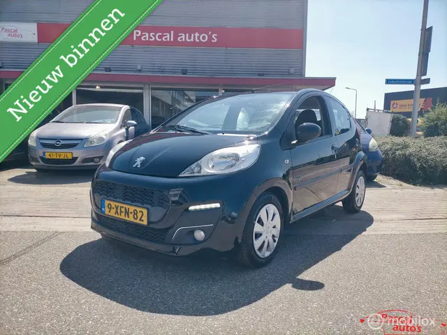 Peugeot 107 1.0 Envy airco nap apk 2014 Benzine