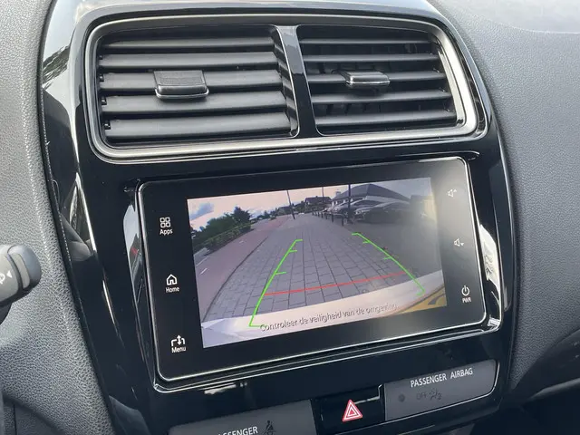 Mitsubishi ASX 1.6 Cleartec Connect Pro+ 2019 Benzine 10