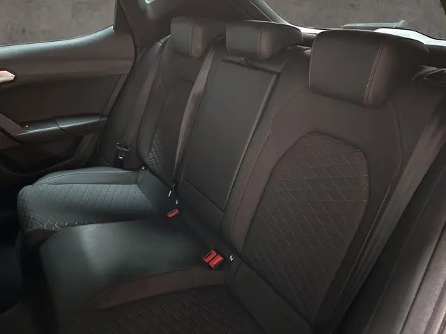 SEAT Leon 1.4 TSI eHybrid PHEV FR 2021 Hybride Benzine 14