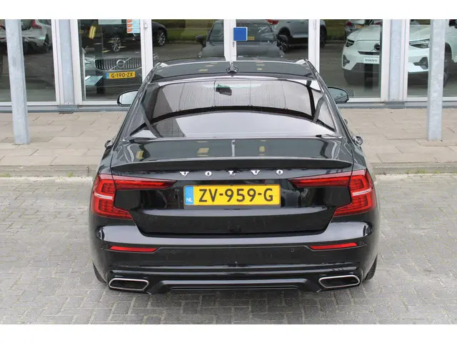 Volvo S60 T4 Automaat R-Design 2019 Benzine 66