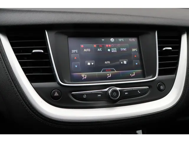 Opel Grandland X 1.2 Turbo 2017 Benzine 19