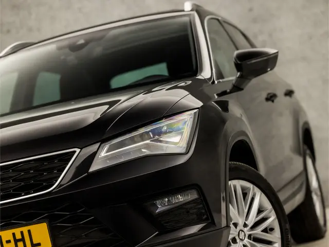 SEAT Ateca 1.5 TSI FR Intense Sport 2019 Benzine 16