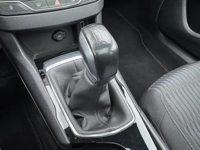 Peugeot 308 1.2 PureTech Blue Lion 2017 Benzine 16