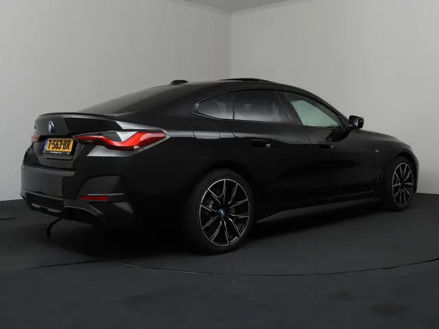 BMW i4 High Executive M-Sport 2023 Elektrisch 2