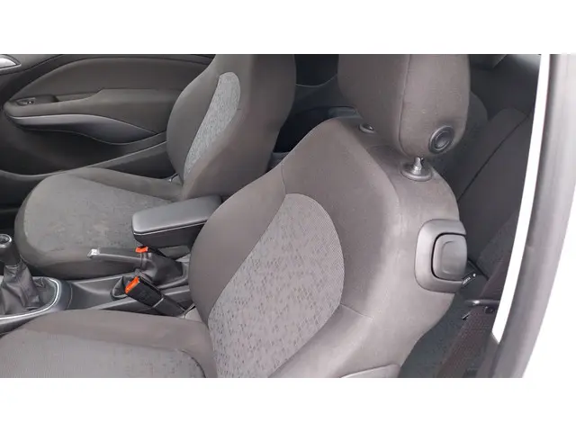 Opel ADAM 1.2 2013 Benzine 7