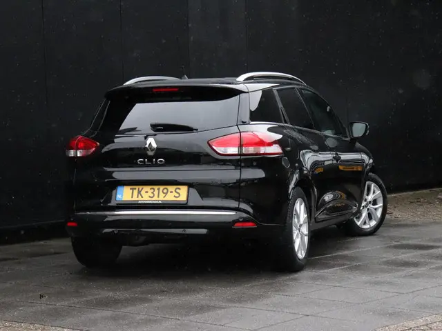 Renault Clio Estate 0.9 TCe Limited 2018 Benzine 3