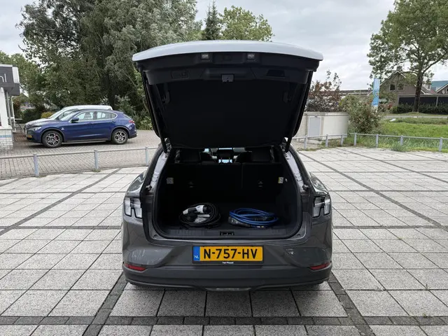 Ford Mustang Mach-E RWD 75 kWh 2021 Elektrisch 9