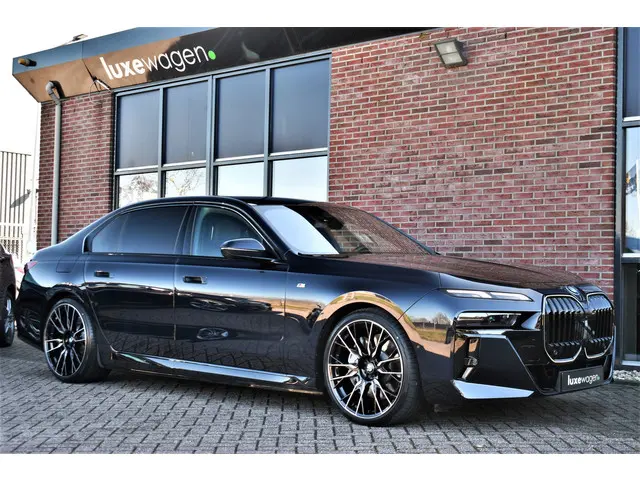 BMW 7 Serie 750e xDrive M-Sport 2025 Hybride Benzine 5