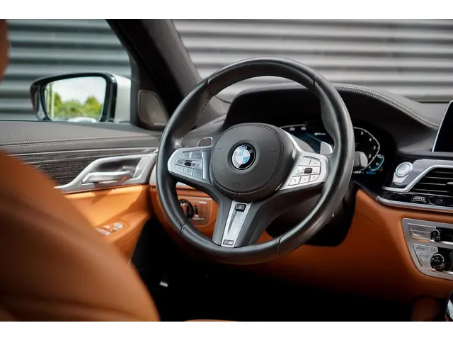 BMW 7 Serie 745e High Executive 2019 Hybride Benzine 34