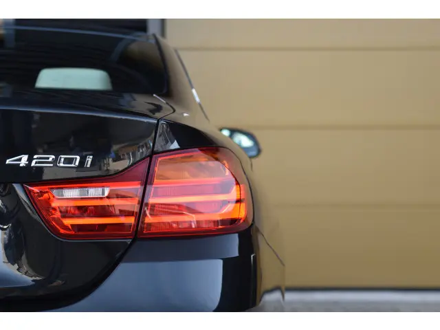 BMW 4 Serie Coupé 420i High Executive 2014 Benzine 9