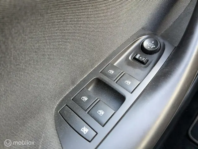 Opel Astra 1.0 Turbo 120 Jaar Edition 2019 Benzine 8