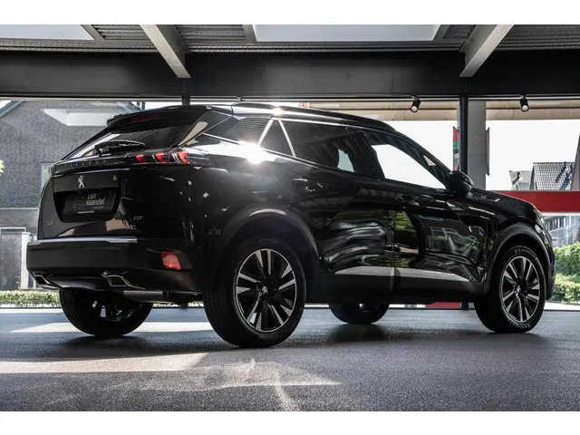 Peugeot 2008 3