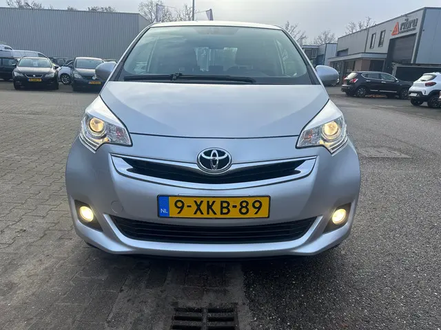Toyota Verso-S 1.3 VVT-i Comfort 2014 Benzine 8