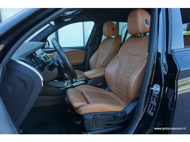 BMW X3 xDrive20i High Executive 2019 Benzine 6