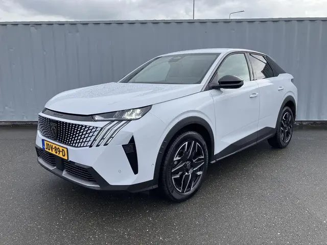 Peugeot 3008 HYBRID 145 ALLURE 2024 Hybride Benzine 2