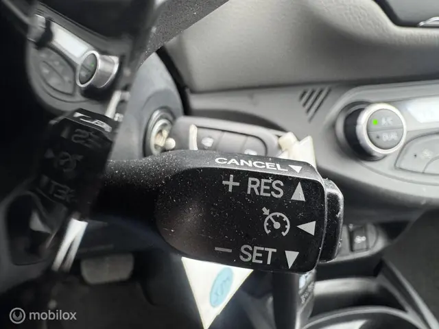 Toyota Yaris 1.5 Hybrid Active 2019 Hybride Benzine 24