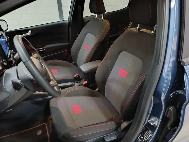 Ford Fiesta 1.0 EcoBoost Hybrid ST-Line X 2023 Benzine 4