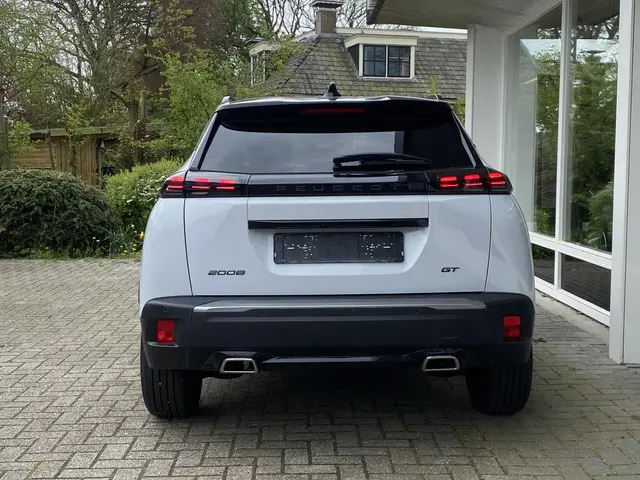 Peugeot 2008 3