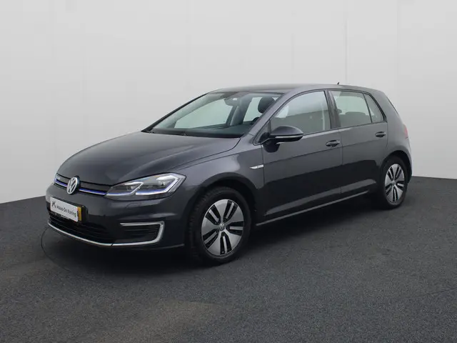 Volkswagen e-Golf 100kW/136PK E-DITION 2020 Elektrisch