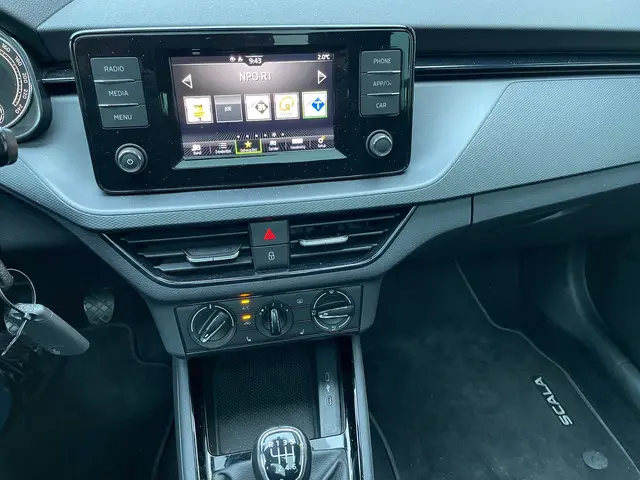 Škoda Scala 1.0 TSI Ambition 2022 Benzine 11
